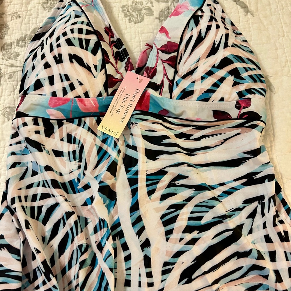 Venus Multicolor Jungle print Halter Tankini Top Size 12